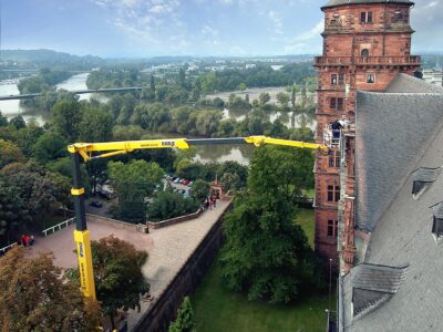 LKW-Arbeitsbühne All terrain Höhenzugangstechnik mieten Knaack